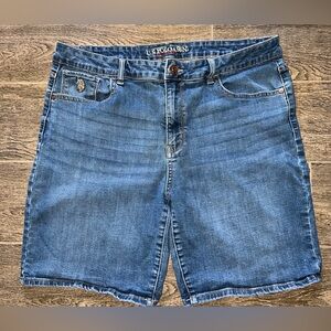 U.S. Polo Assn. Denim Shorts Size 16 | Mid Rise | Classic Blue Jean Shorts